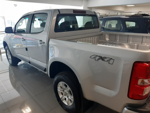 Imagen 2 de 15 de Chevrolet S10 Pick-up Lt 4×4 Automática 2.8d Cabina Doble Ep