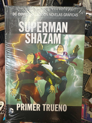 Dc Cómics - Superman Shazam No. 12 - Primer Trueno - Salvat