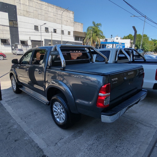Toyota Hilux 3.0 Cd Srv Cuero 171cv 4x2 - E4