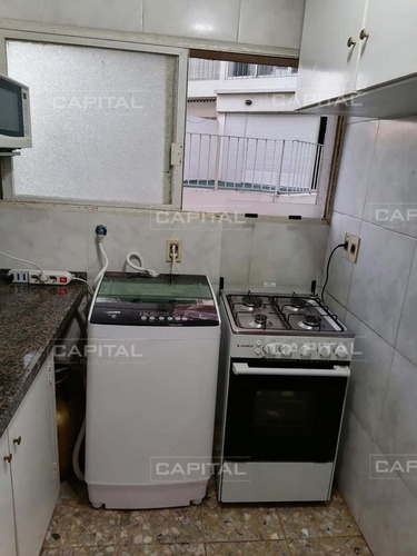 Imagen 3 de 6 de Venta De Apartamento De Un Dormitorio A Pasos De Playa Brava Y En Península - Punta Del Este Peninsula