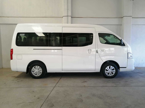 Imagen 8 de 14 de Nissan Urvan 2017 2.5 15 Pas Amplia Aapack Seg Mt