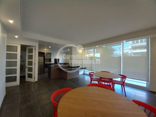 Venta Departamento Macul, Con Estacionamiento Y Termopanel