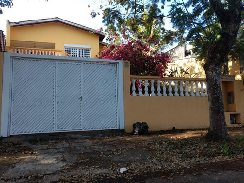 Casa Em Águas  De  São  Pedro  Sp 