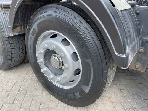 Imagem 8 de 15 de Volvo Fh 460 8x2 2015