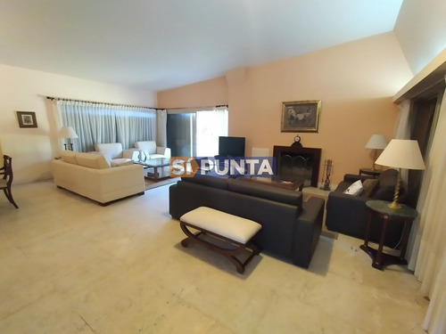 Imagen 5 de 30 de Zona De San Rafael Próximo A Punta Shopping