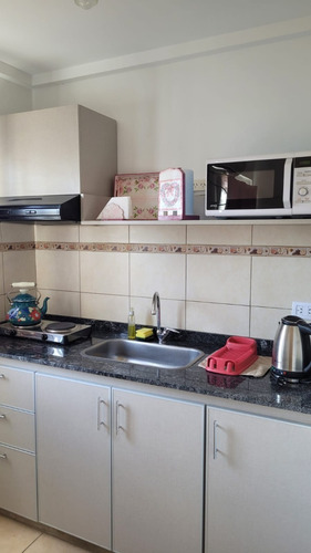 Imagen 4 de 14 de Alquiler Por Dia, Departamento Tipo Duplex En Moron, 2 Amb. Para 2 Personas, Excelente Ubicación