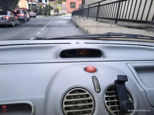 Renault Twingo Dinamique fidji