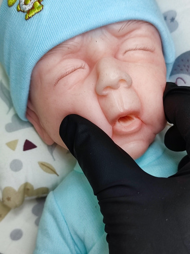 Bebe Reborn Original Cuerpo Silicona Solida Recién Nacido