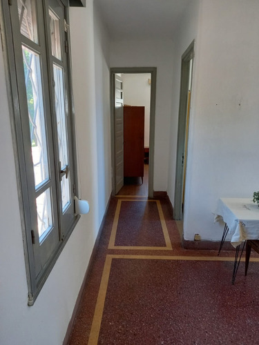 Imagen 7 de 14 de Casa De Altos Al Frente Con Balcón Y Azotea De Uso Exclusivo