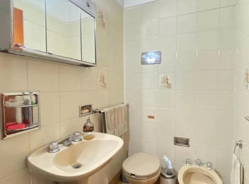 Casa En Venta - 4 Dormitorios 2 Baños - 170mts2 - Ramos Mejía