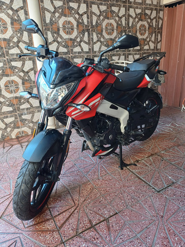 Bajaj Rouser Ns 200 Sin Detalles , Titular Al Dia