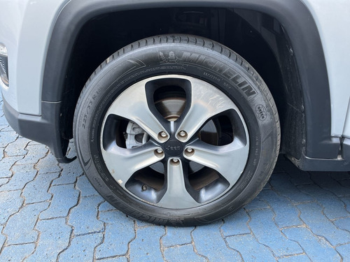 Imagem 8 de 13 de Jeep Compass 2.0 Longitude 4x2 (aut) (flex)
