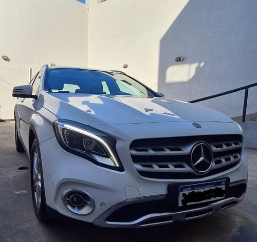 Imagen 2 de 9 de Mercedes Benz Gla-200
