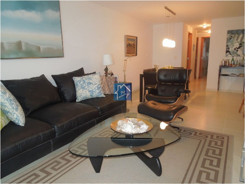 Seasons Tower. Parada 4 Playa Mansa, Pegado A Enjoy. Piso Alto- Ref: 1252