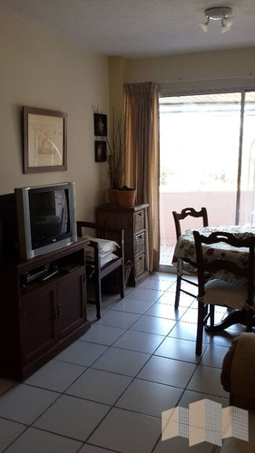 Imagen 8 de 24 de Con Azotea De Uso Exclusivo Con Parrillero Con Pergola.