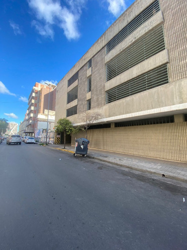 Vendo Cochera Barrio Centro Cordoba