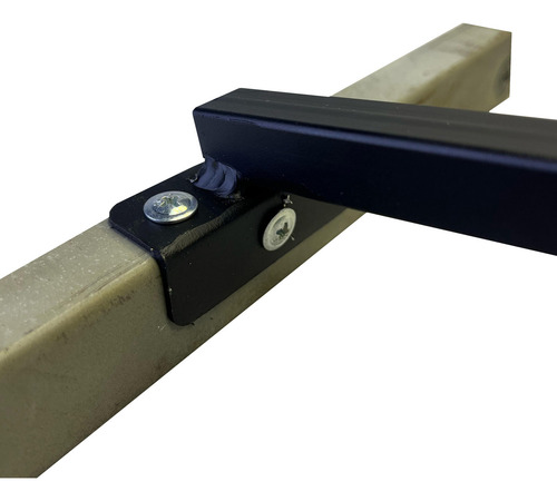 Suporte Braço Para Refletor Led Fachada Base L Curvado 60cm Cor Preto