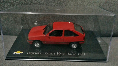 Miniatura 1/43 Ixo Chevrolet Kadett Hatch Sl 1.8 1991 Salvat