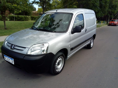Peugeot Partner 1.6 Hdi 70.000km! 2018 Permuto O Contado!