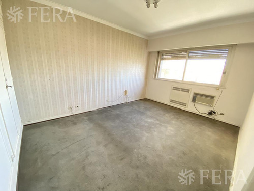 Imagen 11 de 16 de Venta Amplio Y Luminoso Piso De 6 Ambientes Con Cochera Y Balcón En Caballito (29640)