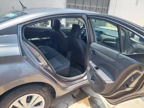 Nissan Versa 1.6 Sense Cvt