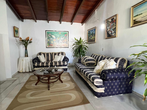 Casa En Venta Av Cancamure Cumana Ideal Para Posada Restaura