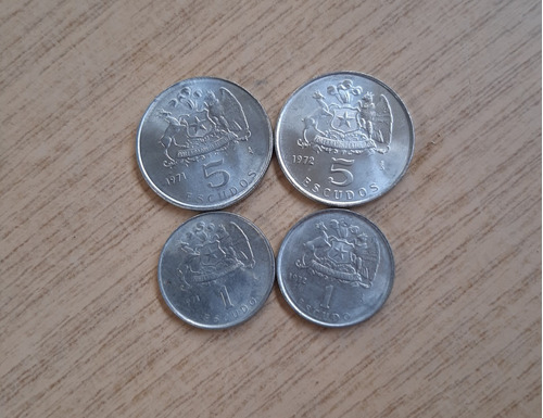 4 Monedas De 1 Y 5 Escudos