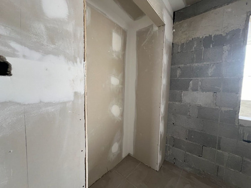 Penthouse De 3 Habitaciones En Los Corales/ Entrega Octubre 2024