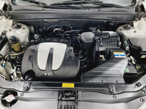 Imagem 12 de 14 de Hyundai Santa Fe 3.5 Mpfi Gls V6 24v 285cv Aut 2011