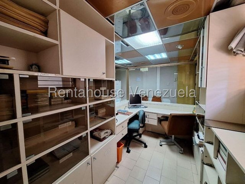 *jl/ Oficina En Venta Zona Centro-oeste Barquisimeto Lara, Venezuela/josé López/# 25-20383/ 136.13 M²