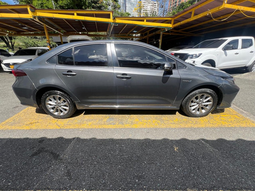 Toyota Corolla 1.8 Xe-i Hybrid