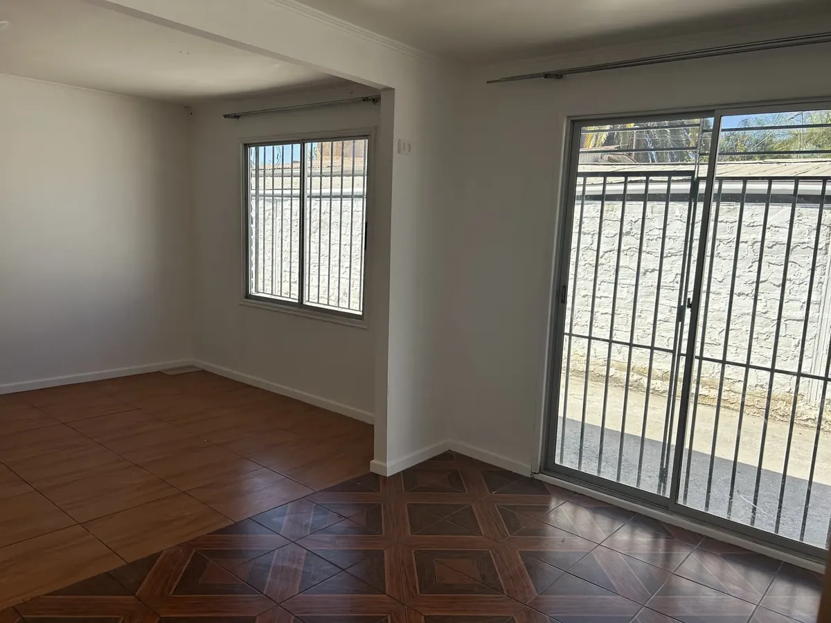 Imagen 1 de 12 de Acogedora Casa En Recinto Controlado