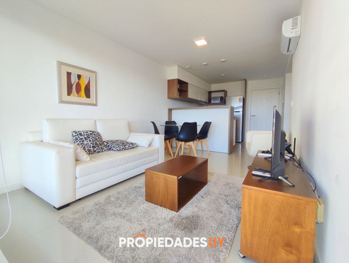 Imagen 7 de 26 de A La Venta Un Dormitorio Y Medio A Pasos De Rambla Brava - Punta Del Este