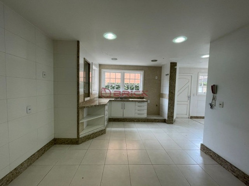 Imagem 6 de 25 de Casa Com 4 Quartos Sendo 3 Suítes No Centro, Teresópolis/rj. - Ca01990 - 70628053