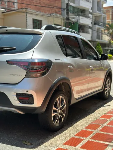Renault Stepway 1.6 Intens Cvt