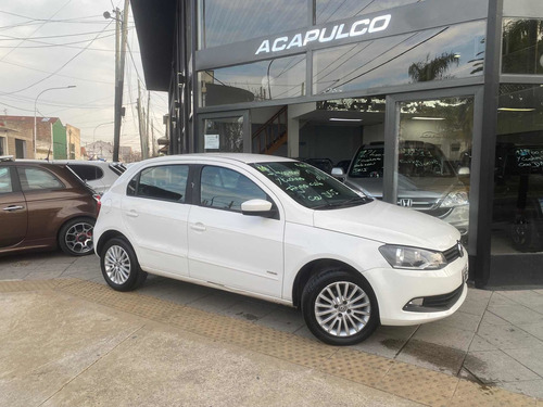 Imagen 12 de 20 de Volkswagen Gol Trend 2016 1.6 Highline 101cv