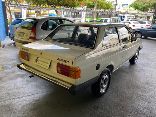 Volkswagen Voyage 1.0 Branco 1982