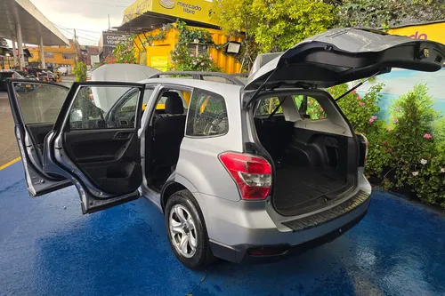 Subaru Forester 2.0 Mt 4x4