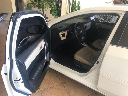 Toyota Corolla 20-altis-16v-flex-4p-automatico