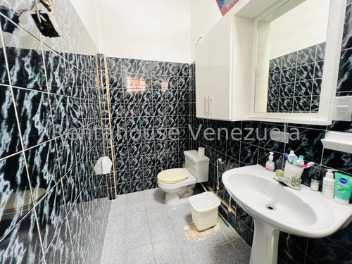 Estefani Salon Vende Casa En Bararida-lara-25-6025/