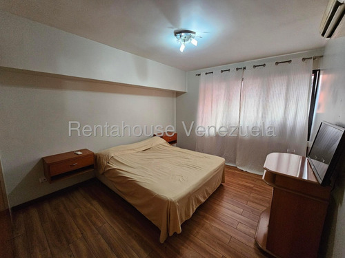 Estupendo Apartamento En Alquiler Con Inmejorable Ubicación La Florida. Jose Guerrero. Cod: 25-21254.