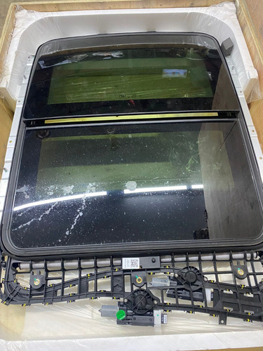 Teto Solar Panorâmico Tracker 2018 2019 2020 2021 2022 Orig (Usado)