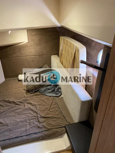 Imagem 5 de 25 de Lancha Sessa C36 2 X Volvo D4 260 H P Oportunidade !!!