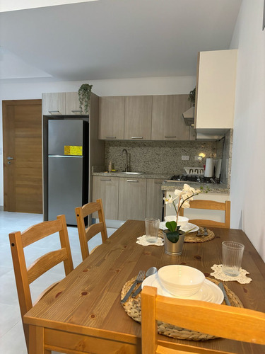 Apartamento Amueblado En Alquiler Ensanche Naco | Us$980