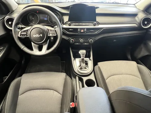 Kia Forte 2.0 L At