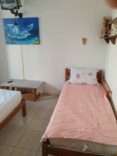 Imagem 11 de 14 de Apto Amplo 1 Qto Boa Gar Elev Prox Praia Comércios $ 190.mil Excelente Localização E Prédio