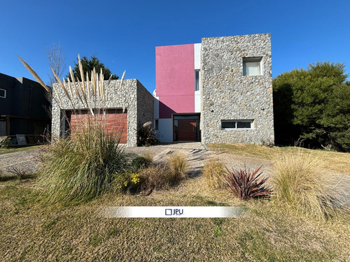 Casa En Venta En Costa Esmeralda - Golf
