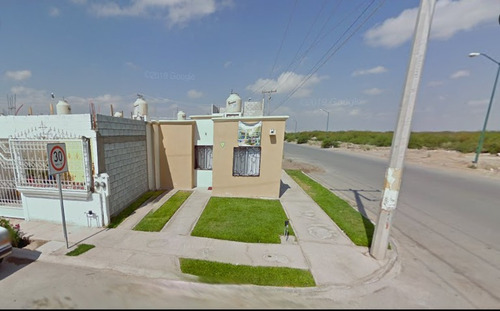 Casa En Remate Bancario Ubicada En Jardines Universidad, Torreon, Coah. Sk04