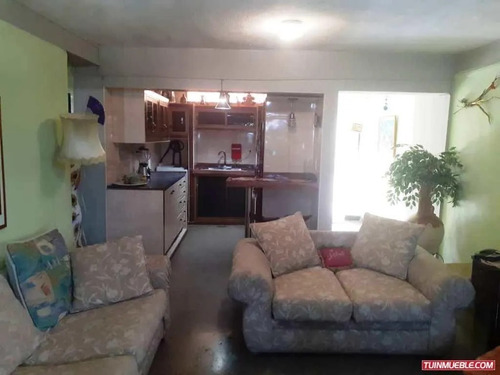 Imagen 2 de 12 de Se Vende Apartamento En Menca Celular 0414-0214345