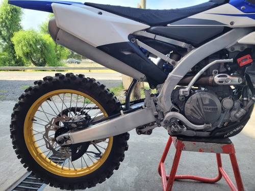 Imagen 3 de 8 de Yamaha Yzf 450